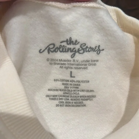 **NWT** the Rolling Stones Crewneck - Picture 5 of 5